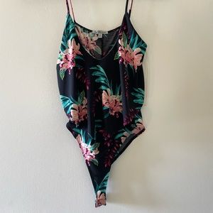 NWT. never worn! black floral body suit tank